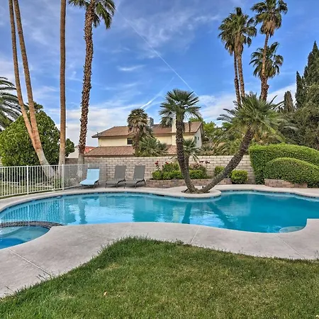 Las Vegas House With Pool And Hot Tub - 1 Mi To Strip! Villa